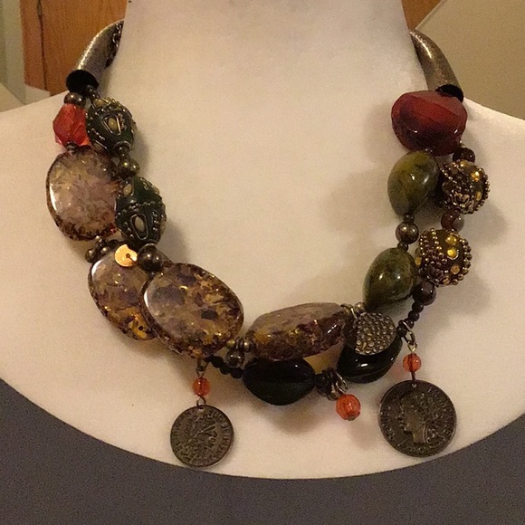 Treska Necklace. - Picture 7 of 12